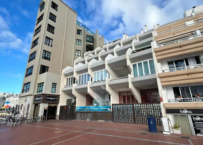 Moderno Estudio Con Terraza En Canteras *